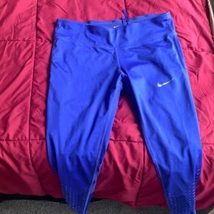 Nike dri fit cropped leggings